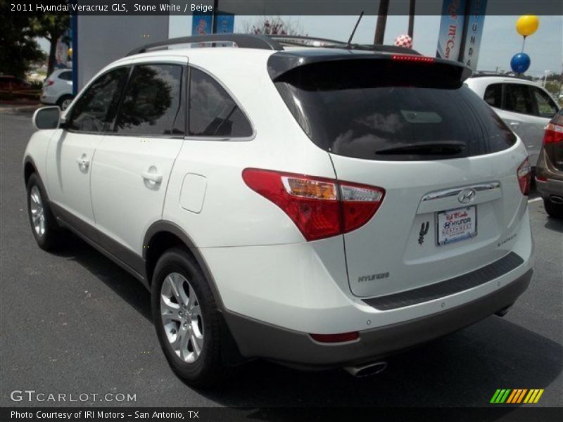 Stone White / Beige 2011 Hyundai Veracruz GLS