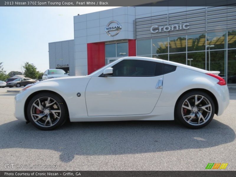 Pearl White / Black 2013 Nissan 370Z Sport Touring Coupe