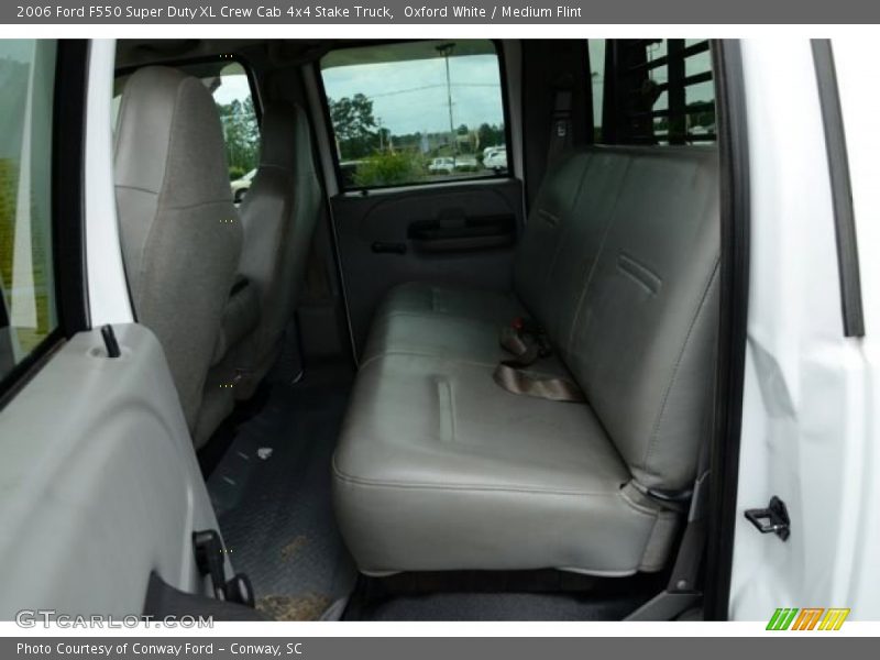 Oxford White / Medium Flint 2006 Ford F550 Super Duty XL Crew Cab 4x4 Stake Truck