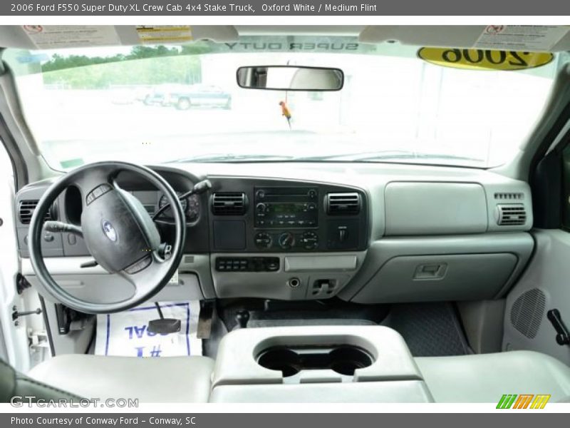 Oxford White / Medium Flint 2006 Ford F550 Super Duty XL Crew Cab 4x4 Stake Truck