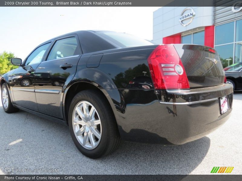 Brilliant Black / Dark Khaki/Light Graystone 2009 Chrysler 300 Touring