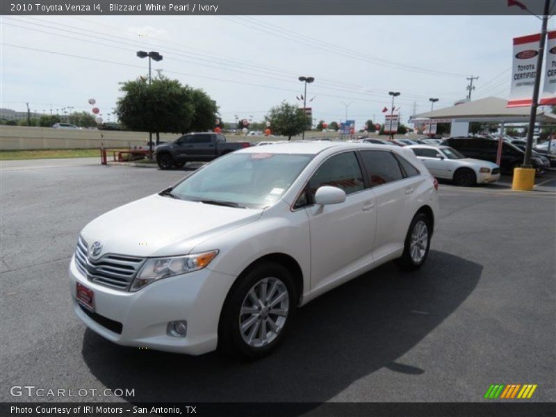 Blizzard White Pearl / Ivory 2010 Toyota Venza I4