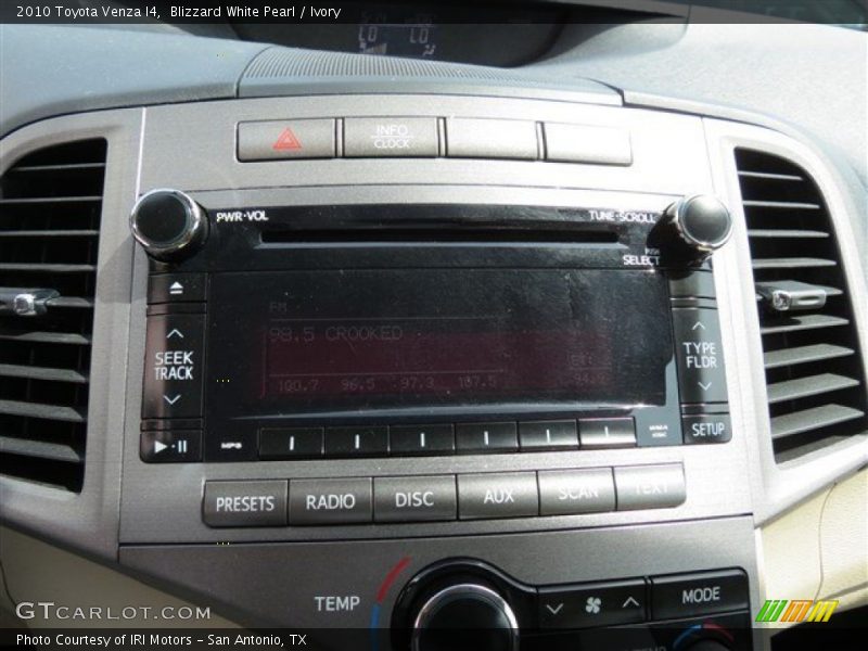 Blizzard White Pearl / Ivory 2010 Toyota Venza I4