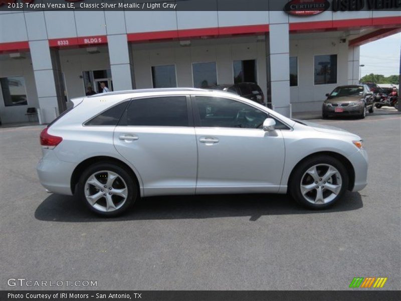 Classic Silver Metallic / Light Gray 2013 Toyota Venza LE