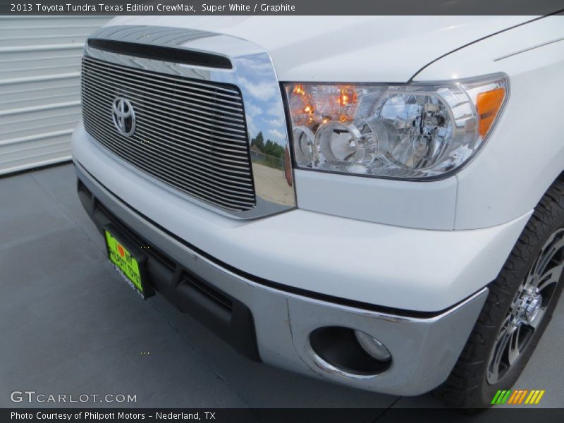Super White / Graphite 2013 Toyota Tundra Texas Edition CrewMax