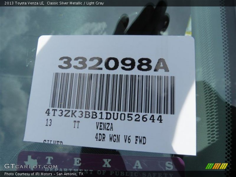 Classic Silver Metallic / Light Gray 2013 Toyota Venza LE