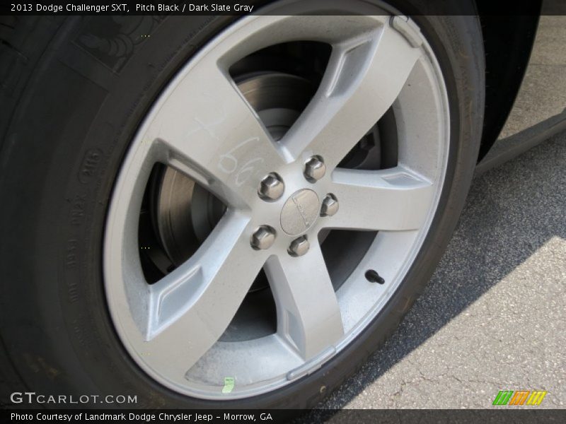 Pitch Black / Dark Slate Gray 2013 Dodge Challenger SXT