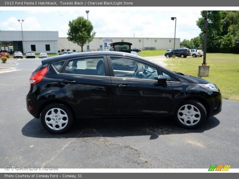Tuxedo Black / Charcoal Black/Light Stone 2013 Ford Fiesta S Hatchback