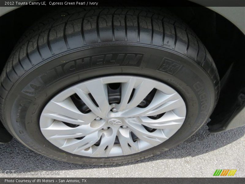 Cypress Green Pearl / Ivory 2012 Toyota Camry LE