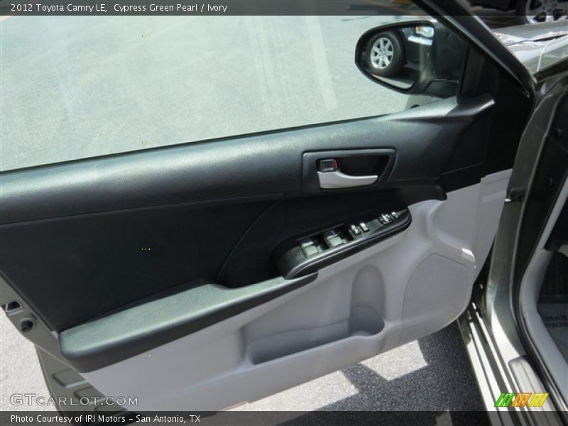 Cypress Green Pearl / Ivory 2012 Toyota Camry LE