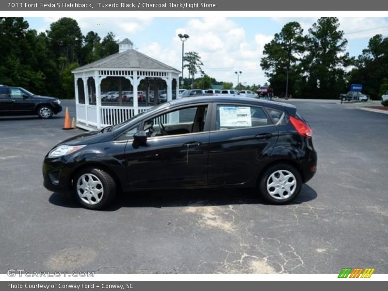 Tuxedo Black / Charcoal Black/Light Stone 2013 Ford Fiesta S Hatchback