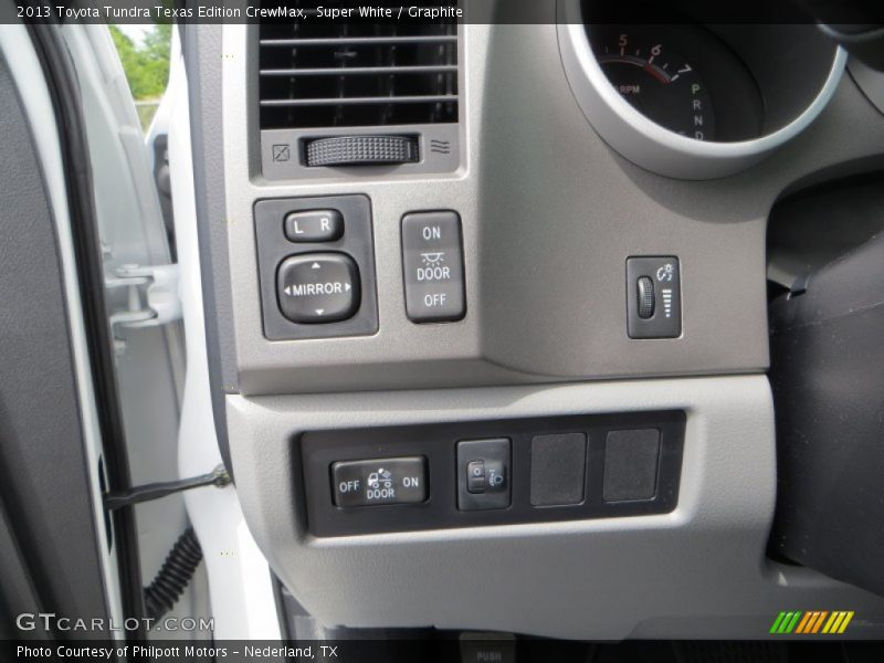 Super White / Graphite 2013 Toyota Tundra Texas Edition CrewMax