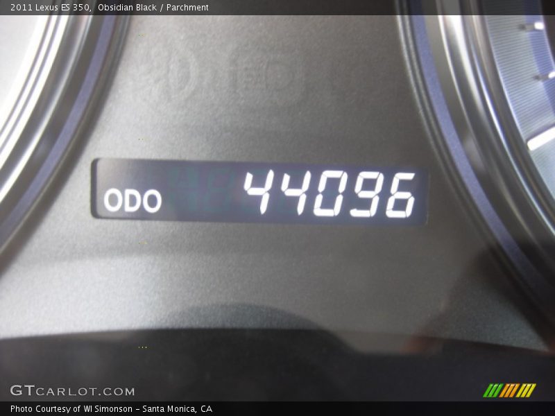 Obsidian Black / Parchment 2011 Lexus ES 350