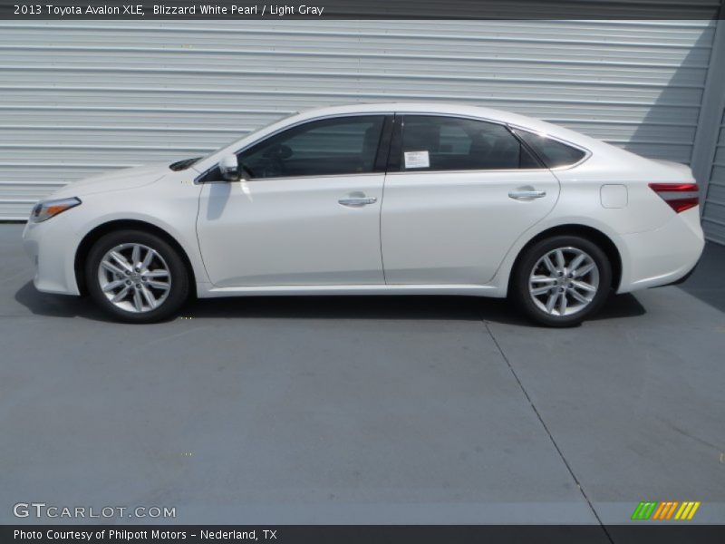 Blizzard White Pearl / Light Gray 2013 Toyota Avalon XLE