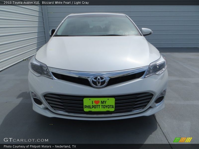 Blizzard White Pearl / Light Gray 2013 Toyota Avalon XLE