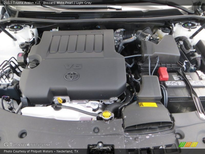 Blizzard White Pearl / Light Gray 2013 Toyota Avalon XLE