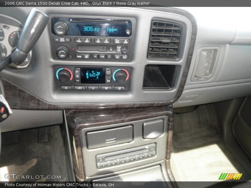 Onyx Black / Stone Gray leather 2006 GMC Sierra 1500 Denali Crew Cab 4WD