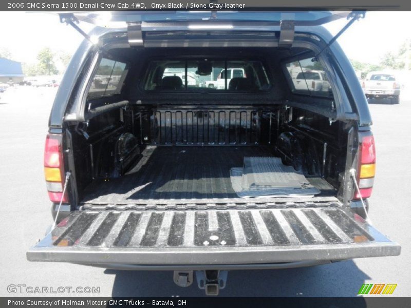 Onyx Black / Stone Gray leather 2006 GMC Sierra 1500 Denali Crew Cab 4WD