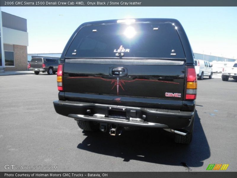 Onyx Black / Stone Gray leather 2006 GMC Sierra 1500 Denali Crew Cab 4WD