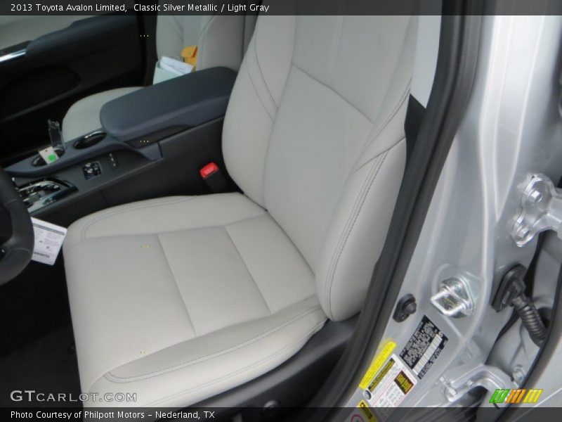 Classic Silver Metallic / Light Gray 2013 Toyota Avalon Limited