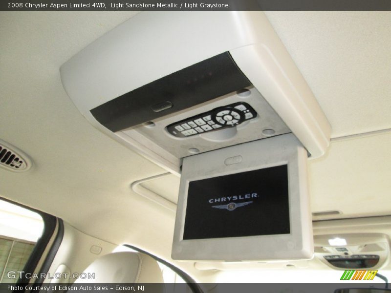 Light Sandstone Metallic / Light Graystone 2008 Chrysler Aspen Limited 4WD