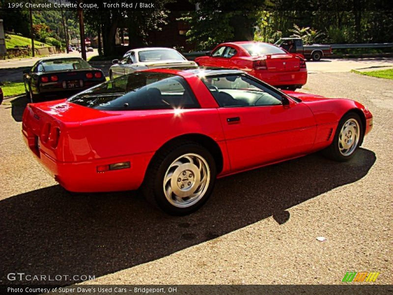 Torch Red / Black 1996 Chevrolet Corvette Coupe