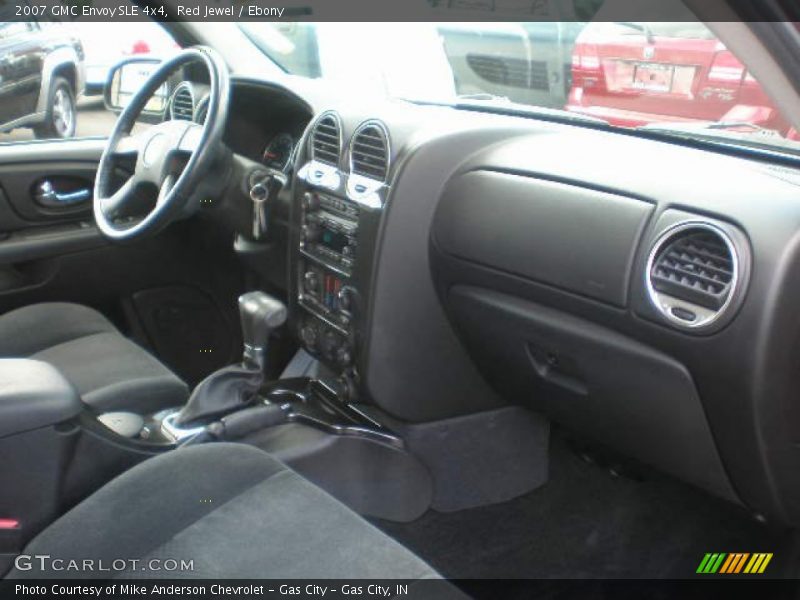 Red Jewel / Ebony 2007 GMC Envoy SLE 4x4