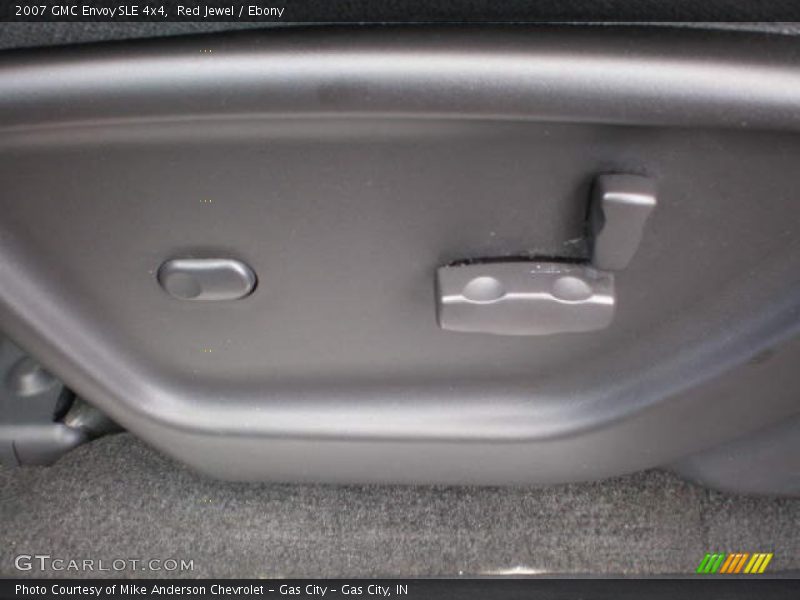 Red Jewel / Ebony 2007 GMC Envoy SLE 4x4