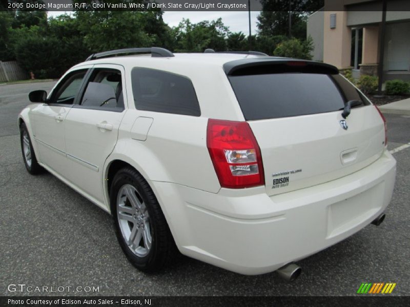 Cool Vanilla White / Dark Slate Gray/Light Graystone 2005 Dodge Magnum R/T