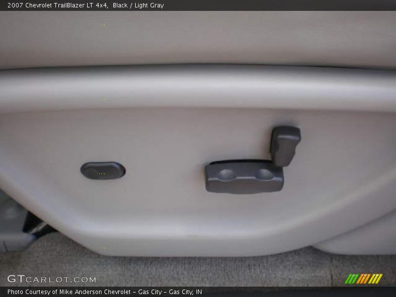 Black / Light Gray 2007 Chevrolet TrailBlazer LT 4x4