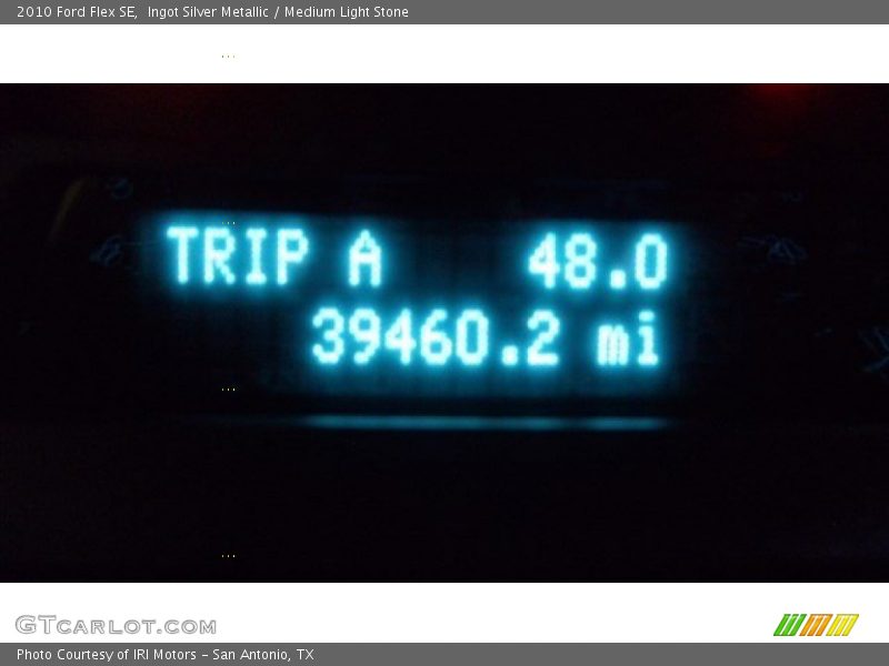 Ingot Silver Metallic / Medium Light Stone 2010 Ford Flex SE