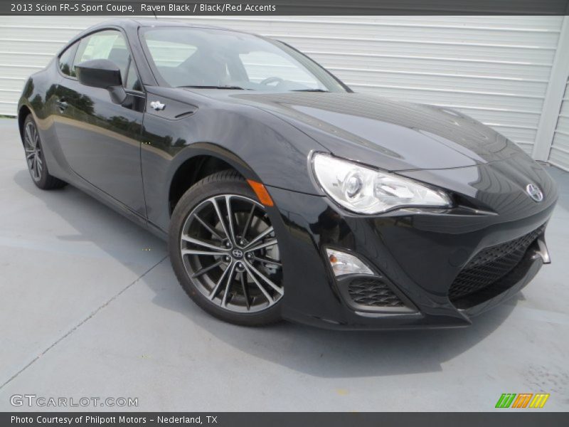 Front 3/4 View of 2013 FR-S Sport Coupe