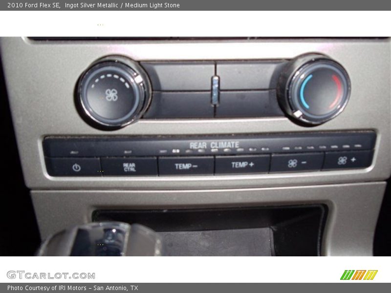 Ingot Silver Metallic / Medium Light Stone 2010 Ford Flex SE