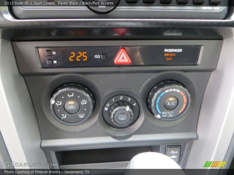 Controls of 2013 FR-S Sport Coupe