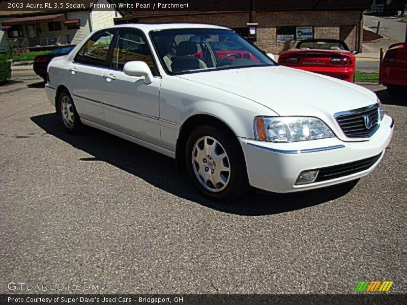 Front 3/4 View of 2003 RL 3.5 Sedan