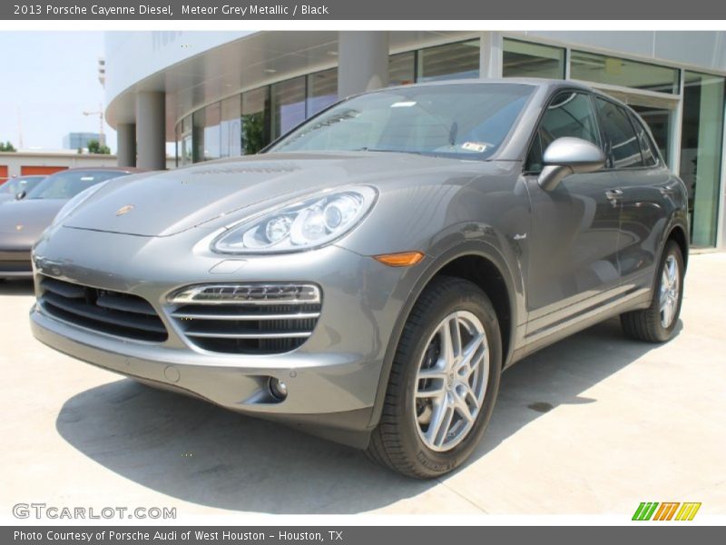 Meteor Grey Metallic / Black 2013 Porsche Cayenne Diesel