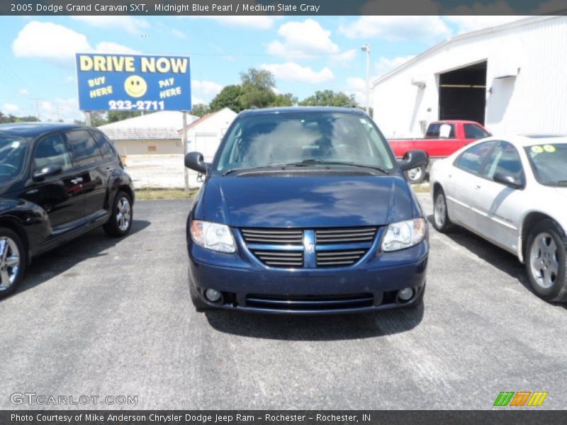 Midnight Blue Pearl / Medium Slate Gray 2005 Dodge Grand Caravan SXT