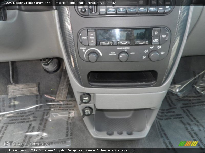 Midnight Blue Pearl / Medium Slate Gray 2005 Dodge Grand Caravan SXT