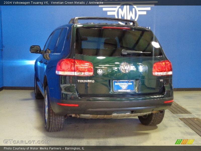 Venetian Green Metallic / Anthracite 2004 Volkswagen Touareg V6