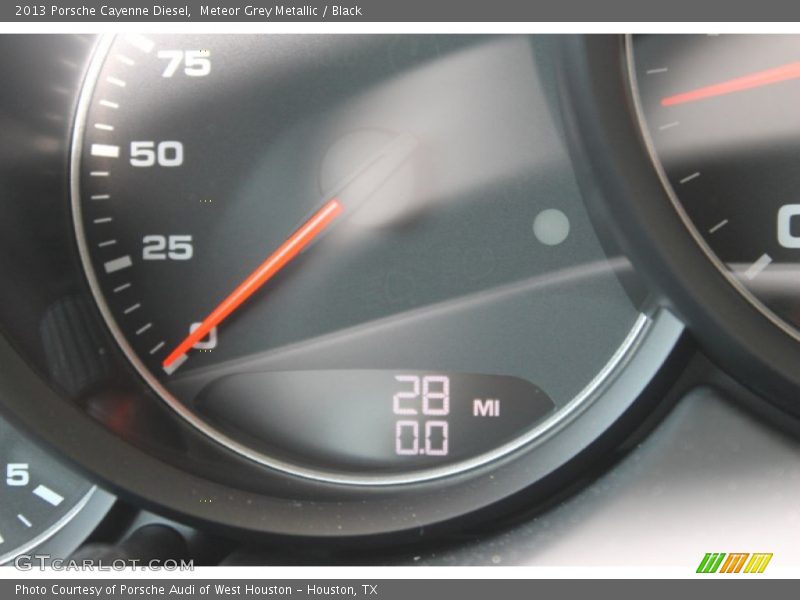 Meteor Grey Metallic / Black 2013 Porsche Cayenne Diesel