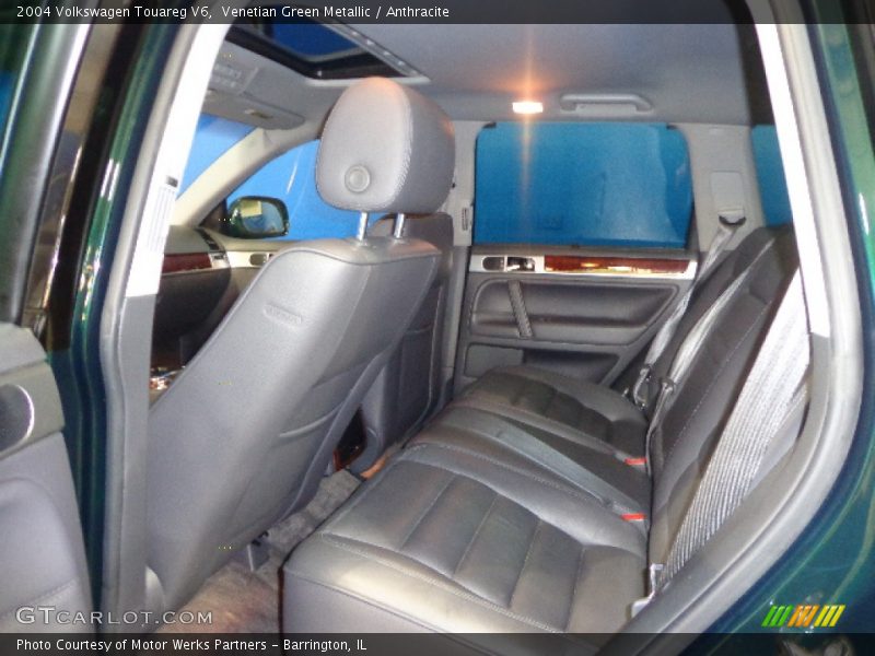 Venetian Green Metallic / Anthracite 2004 Volkswagen Touareg V6