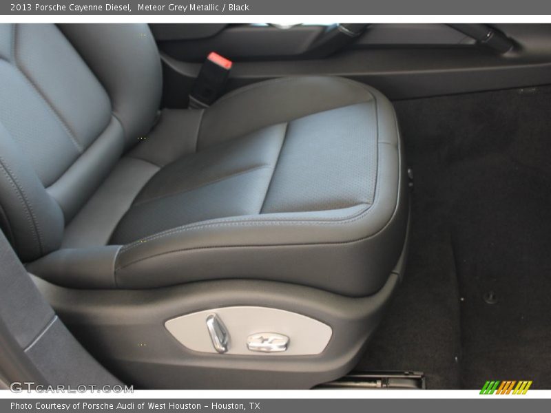 Meteor Grey Metallic / Black 2013 Porsche Cayenne Diesel