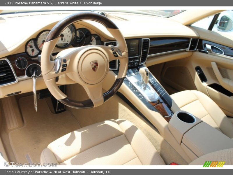 Carrara White / Luxor Beige 2013 Porsche Panamera V6