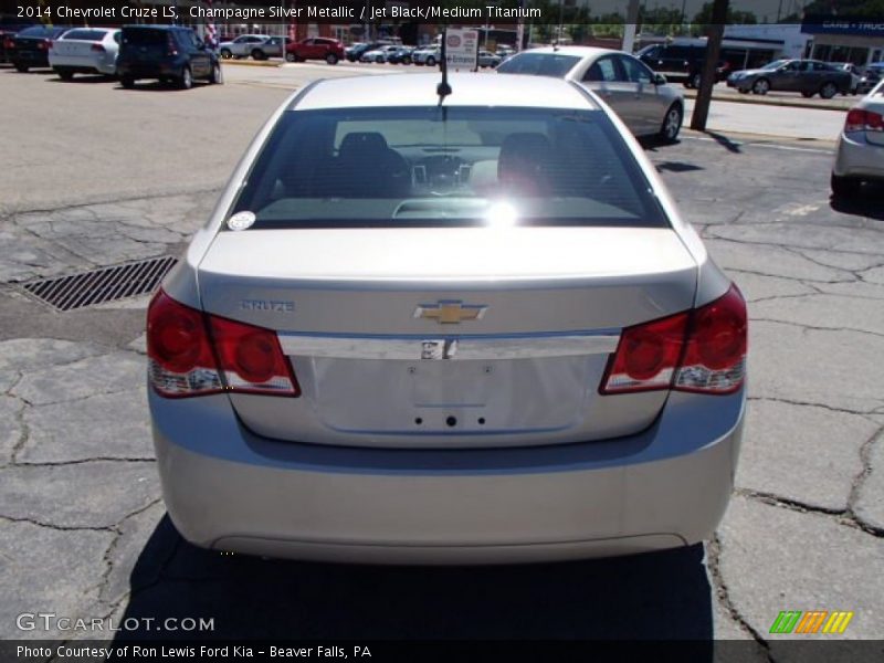 Champagne Silver Metallic / Jet Black/Medium Titanium 2014 Chevrolet Cruze LS