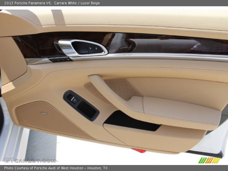 Carrara White / Luxor Beige 2013 Porsche Panamera V6