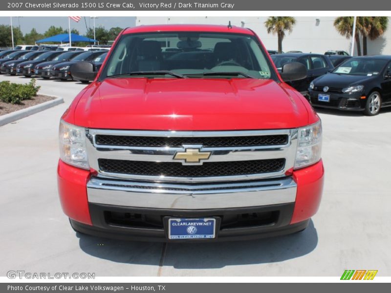 Victory Red / Dark Titanium Gray 2007 Chevrolet Silverado 1500 LS Crew Cab