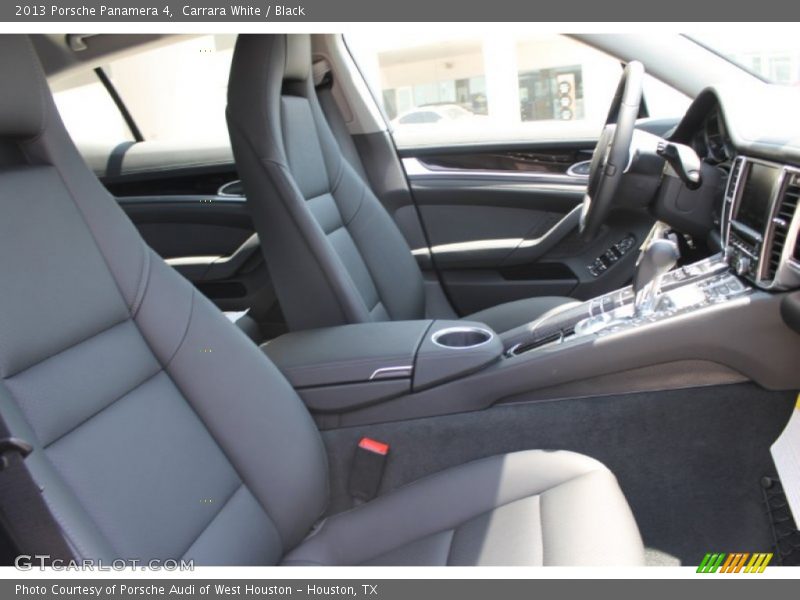 Carrara White / Black 2013 Porsche Panamera 4