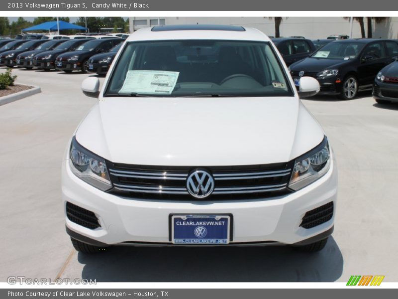 Candy White / Black 2013 Volkswagen Tiguan S