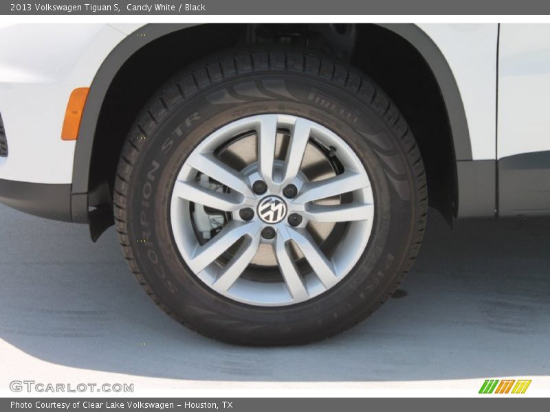 Candy White / Black 2013 Volkswagen Tiguan S