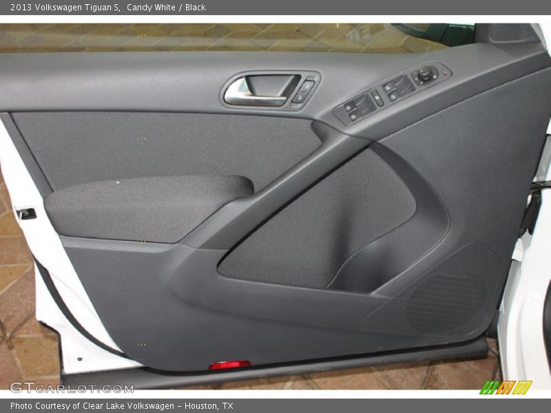 Candy White / Black 2013 Volkswagen Tiguan S